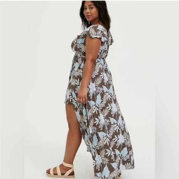 NWT Torrid blue/brown floral gauze walk through romper with a maxi skirt overlay - Picture 2 of 10